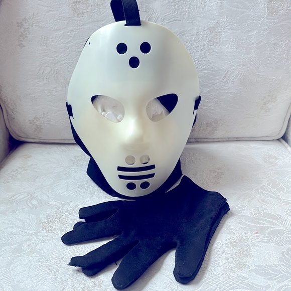 Goalie Hockey Jason Mask for Halloween Costume - Picture 1 of 3